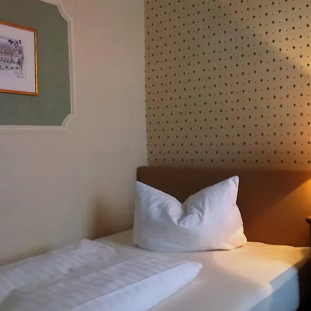 Hotel Amalienhof 3*